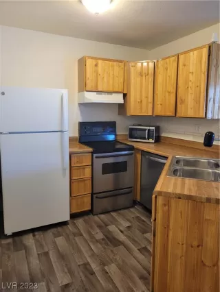 Photo #3: 2523926 Listing 