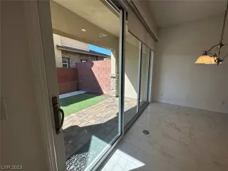 Photo #5: 2523970 Listing 