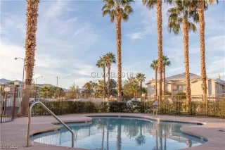 Photo #1: 2523974 Listing 