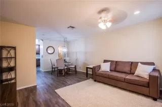 Photo #5: 2523980 Listing 