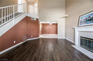 Photo #4: 2524017 Listing 