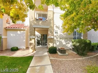 Photo #5: 2524025 Listing 