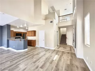 Photo #2: 2524065 Listing 