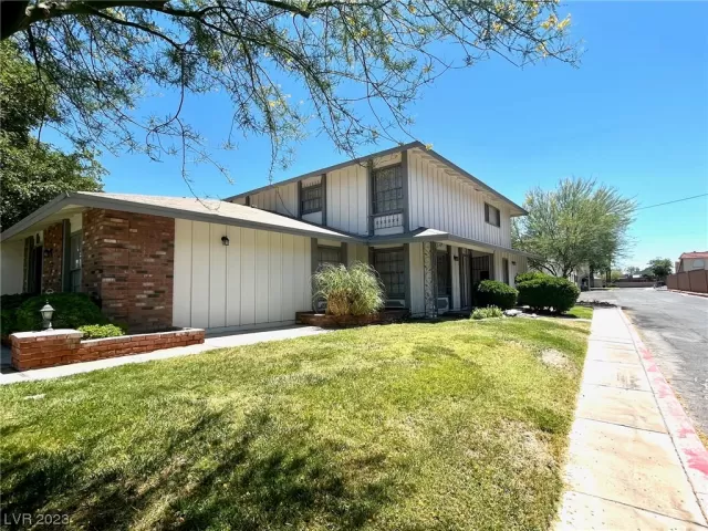 MLS: 2524067 Condo For Sale