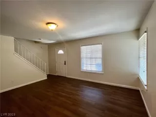 Photo #3: 2524067 Listing 