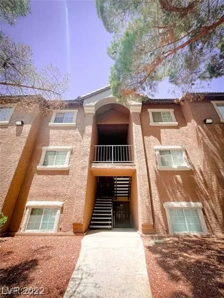 MLS: 2524089 Condo For Sale