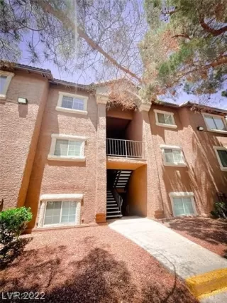 Photo #1: 2524089 Listing 