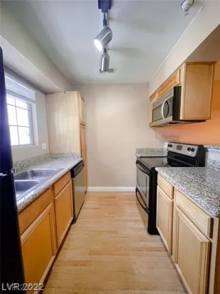 Photo #5: 2524089 Listing 