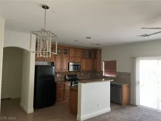 Photo #2: 2524092 Listing 