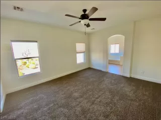 Photo #5: 2524092 Listing 