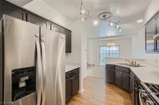 Photo #6: 2524105 Listing