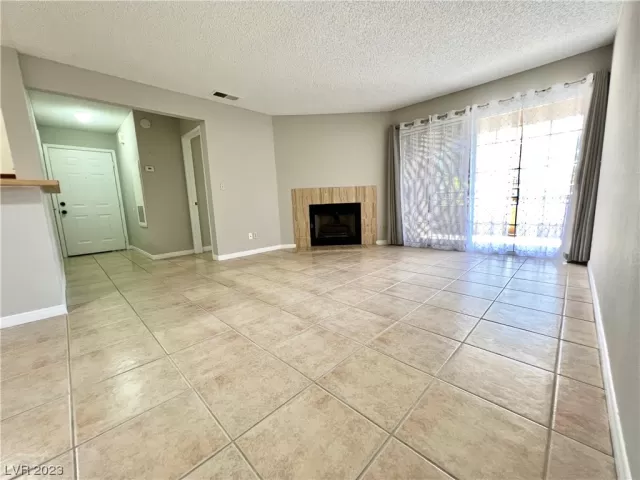 MLS: 2524107 Condo For Sale