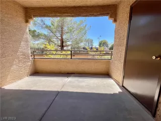 Photo #2: 2524107 Listing