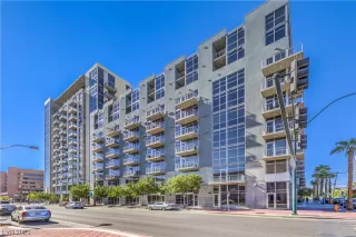 Photo #1: 2524115 Listing