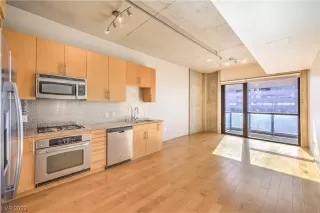 Photo #6: 2524115 Listing