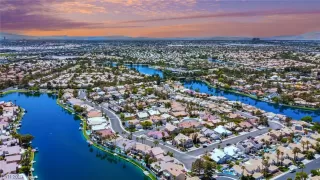 Photo #4: 2524137 Listing