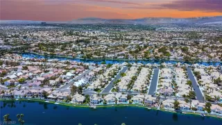 Photo #5: 2524137 Listing