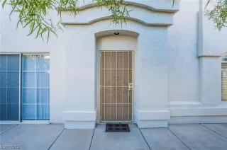 Photo #1: 2524184 Listing