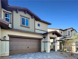 Photo #2: 2524189 Listing
