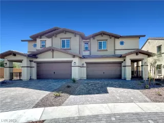 Photo #3: 2524189 Listing