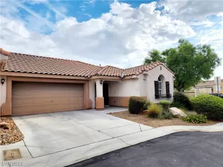 Photo #1: 2524200 Listing 