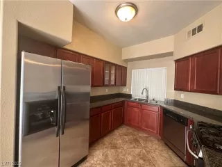 Photo #2: 2524218 Listing 