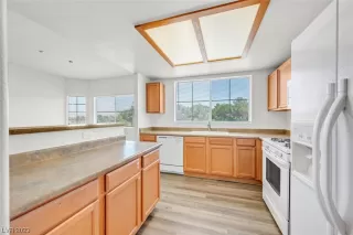 Photo #5: 2524234 Listing