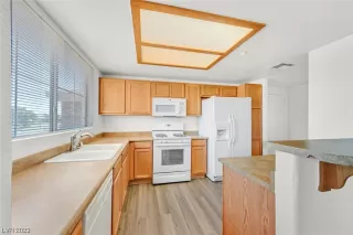 Photo #6: 2524234 Listing