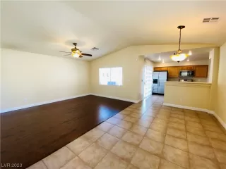 Photo #4: 2524245 Listing 