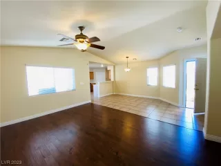 Photo #5: 2524245 Listing 