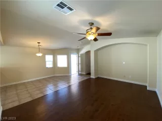 Photo #6: 2524245 Listing 