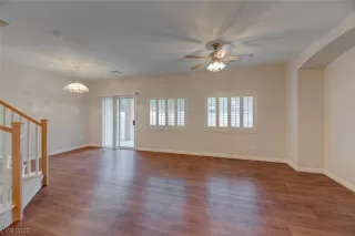 Photo #3: 2524246 Listing