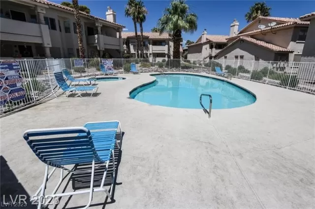 MLS: 2524272 Condo For Sale