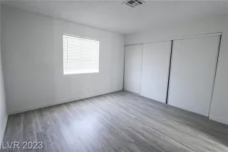 Photo #5: 2524272 Listing