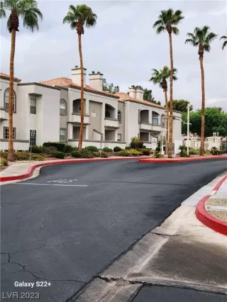 Photo #1: 2524335 Listing