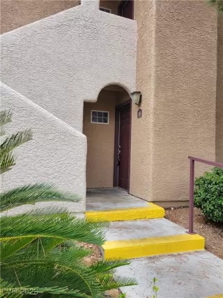 Photo #2: 2524336 Listing 