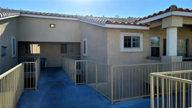 MLS: 2524350 Condo For Sale