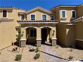 Photo #1: 2524361 Listing 