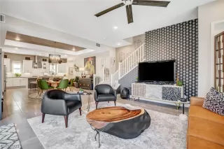 Photo #2: 2524365 Listing 