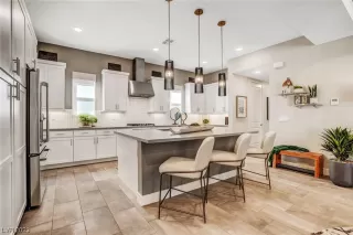 Photo #4: 2524365 Listing 