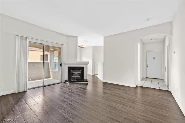 MLS: 2524371 Condo For Sale