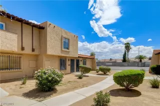 Photo #2: 2524394 Listing