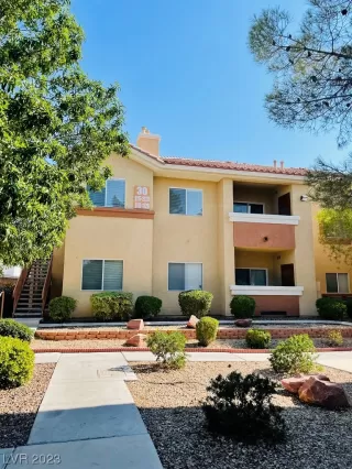 Photo #5: 2524427 Listing 