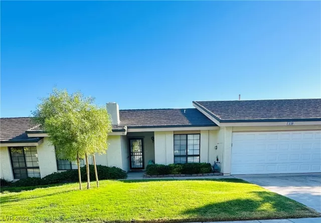 MLS: 2524458 Condo For Sale