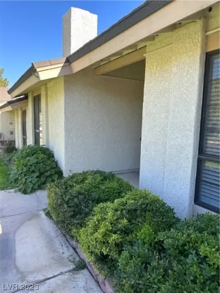 Photo #1: 2524458 Listing