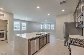 Photo #2: 2524472 Listing 