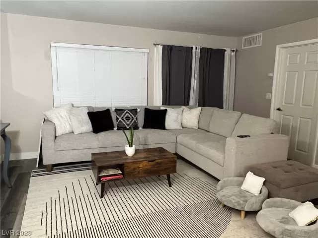 MLS: 2524498 Condo For Sale