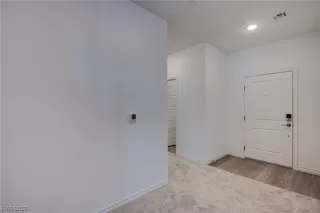 Photo #5: 2524546 Listing 