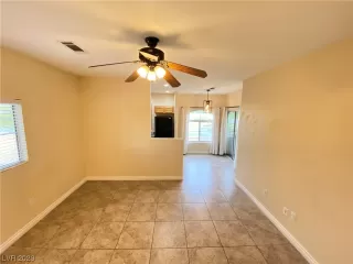 Photo #2: 2524572 Listing