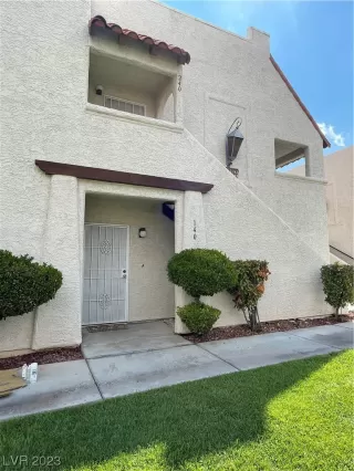 Photo #1: 2524590 Listing 